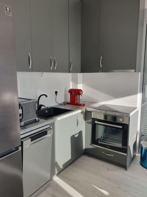 Beautiful Apartment In Tivat Eksteriør bilde